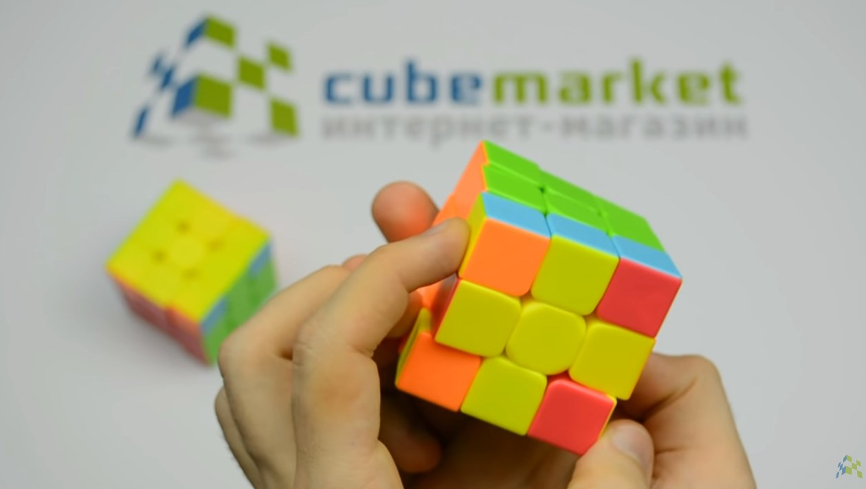 этап сборки кубика рубика